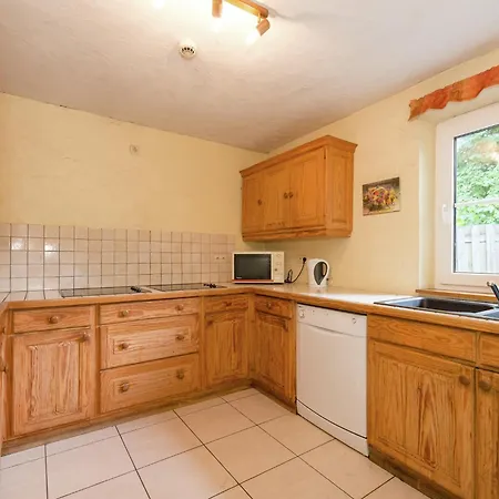 Prázdninový dům Spacious Forest Escape Weris