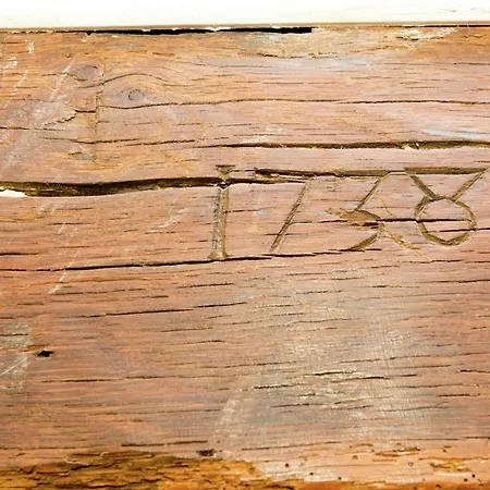 Prázdninový dům Spacious Forest Escape